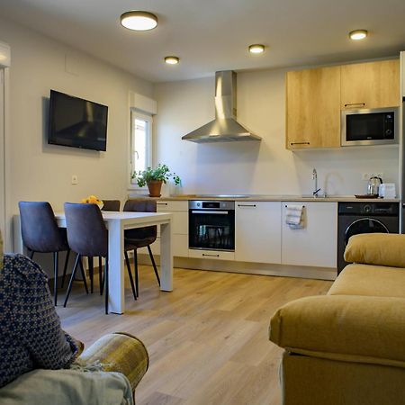 Apartamentos El Puente Коварубиас Екстериор снимка